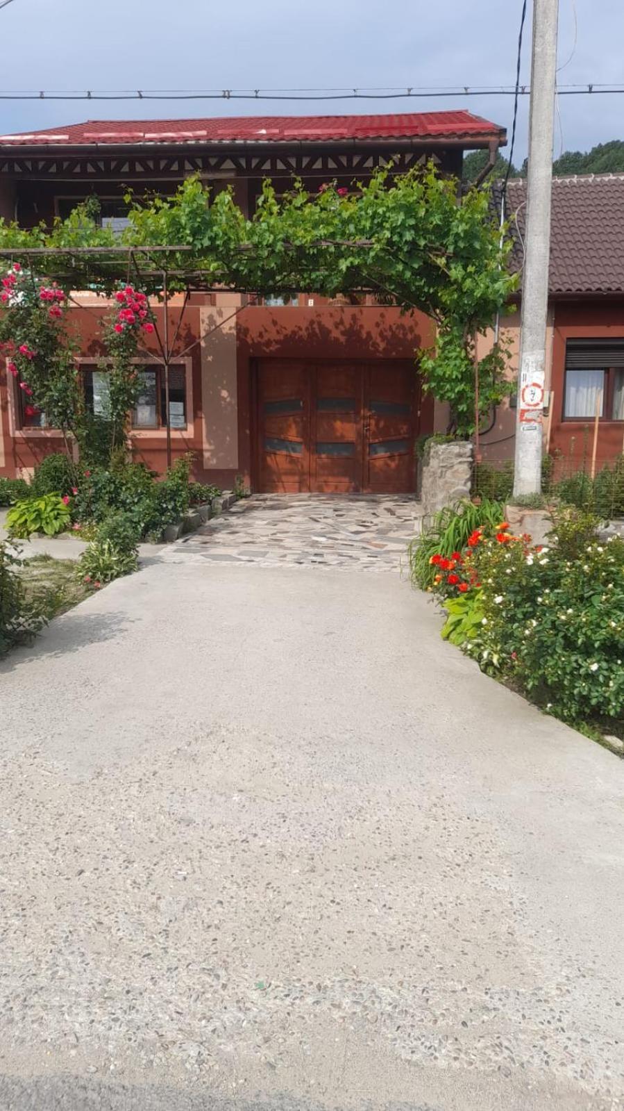 Отель Casa Elena Ешелница Экстерьер фото